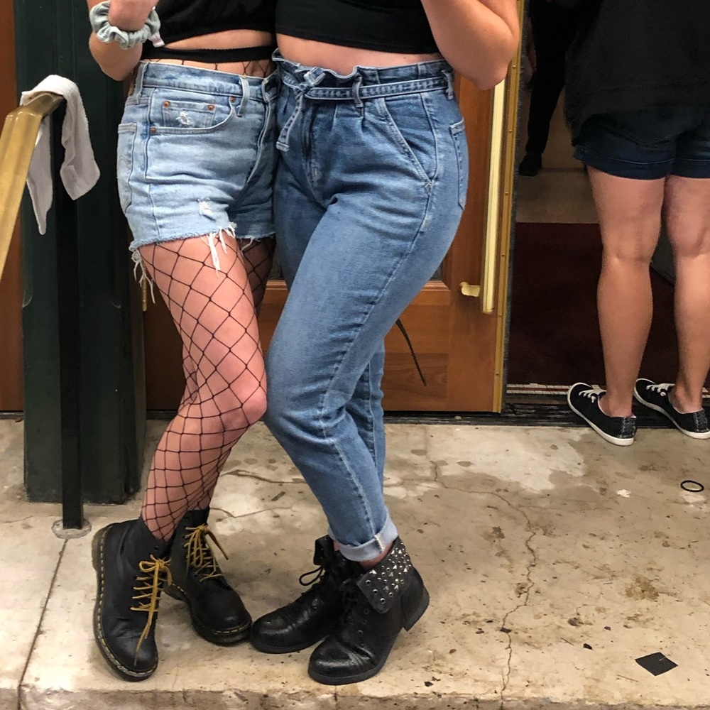 Hollister ultra high rise mom jean